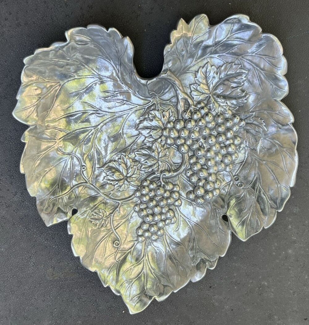 Arthur Court 1993 Grapevine Platter 12x12